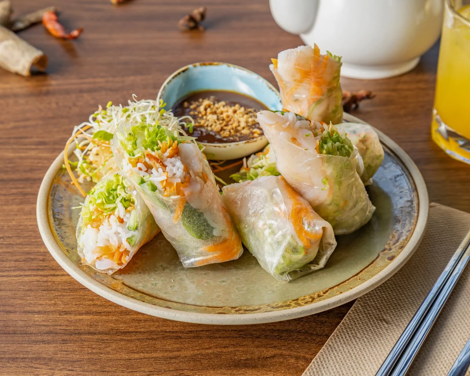Fresh Vietnamese rice paper rolls at Hanoi 90s